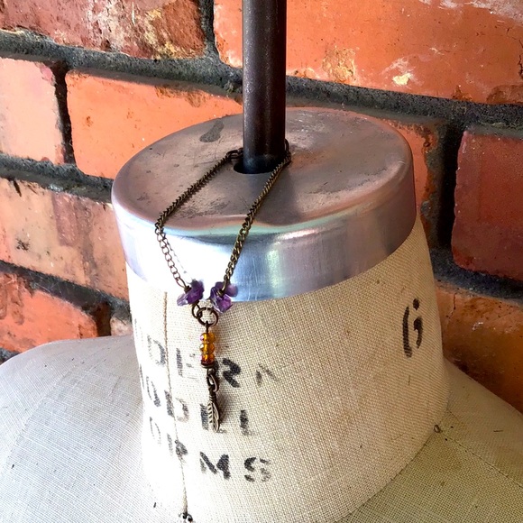 Amethyst and Feather Delicate Chain Stone Bracelet Handmade - Picture 5 of 8